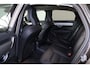 Volvo S90 T8 AWD Plus Dark - Luchtvering - Panorama/schuifdak - IntelliSafe Assist & Surround - 360º Camera - Harman/Kardon audio - Adaptieve LED koplampen - Verwarmde voorstoelen, stuur & achterbank - Parkeersensoren voor & achter - Elektr. bedienb. voorstoelen met geheugen - Extra getint glas - 20' LMV
