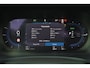 Volvo S90 T8 AWD Plus Dark - Luchtvering - Panorama/schuifdak - IntelliSafe Assist & Surround - 360º Camera - Harman/Kardon audio - Adaptieve LED koplampen - Verwarmde voorstoelen, stuur & achterbank - Parkeersensoren voor & achter - Elektr. bedienb. voorstoelen met geheugen - Extra getint glas - 20' LMV