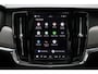 Volvo V90 2.0 T8 Plug-in hybrid AWD Ultra Dark |Luchtvering|360 graden camera | Blind spot | Verwarmbare voorstoelen en achterbank | Verwarmbaar stuurwiel | Geventileerde stoelen | Trekhaak | Android Auto/Apple CarPlay | Bowers & Wilkens Audio systeem | Elektrisch verstelbare stoelen met geheugen |