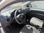 Volkswagen Up! 1.0 BMT take up! | Airco |  05-2017 65.477 KM APK 06-2027