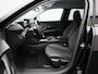 Peugeot e-2008 EV Allure Pack 50 kWh | WORDT VERWACHT | ACHTERUITRIJCAMERA | APPLE CARPLAY - ANDROID AUTO | CLIMATE CONTROL | CRUISE CONTROL |