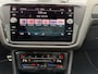 Volkswagen Tiguan Allspace 1.5 TSI R-Line Business+ 7P. BLACK-STYLE NIEUWSTAAT I 2X R-line I Virtual I 19" I Keyless I IQ.light I Trekhaak I 7P I NL-auto I Winterpakket I