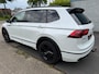Volkswagen Tiguan Allspace 1.5 TSI R-Line Business+ 7P. BLACK-STYLE NIEUWSTAAT I 2X R-line I Virtual I 19" I Keyless I IQ.light I Trekhaak I 7P I NL-auto I Winterpakket I