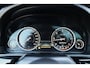BMW 5-Serie Touring M550xd | Luchtvering | Head-up | Massage | Bang&Olufsen | Entertainment achter | Keyless | Stoelkoeling | ACC | 2016.