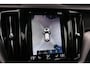 Volvo XC60 2.0 T8 Twin Engine AWD R-Design|Rijklaar!|Luchtvering|Pano|HK|HUD|ACC|PilotAssist|ACC|Trekhaak|Winterpakket|Standkachel