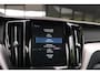 Volvo XC60 2.0 T8 Twin Engine AWD R-Design|Rijklaar!|Luchtvering|Pano|HK|HUD|ACC|PilotAssist|ACC|Trekhaak|Winterpakket|Standkachel