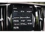 Volvo XC60 2.0 T8 Twin Engine AWD R-Design|Rijklaar!|Luchtvering|Pano|HK|HUD|ACC|PilotAssist|ACC|Trekhaak|Winterpakket|Standkachel