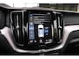 Volvo XC60 2.0 T8 Twin Engine AWD R-Design|Rijklaar!|Luchtvering|Pano|HK|HUD|ACC|PilotAssist|ACC|Trekhaak|Winterpakket|Standkachel