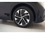 Volkswagen ID.5 Pro performance 77 kwh [ Trekhaak Navi Cruise Apple / android Stoelverwarming ]