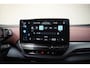Volkswagen ID.5 Pro performance 77 kwh [ Trekhaak Navi Cruise Apple / android Stoelverwarming ]