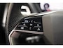 Audi Q4 e-tron 40 S edition 77 kWh 3-fase [ LED Head-up Virtual Sportstoelen ]