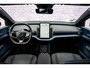Volvo EX30 Single Motor Extended Range 69 kWh Plus | Climate Pack | Stoel en Stuurverwarming | Keyless Entry | Zwart Dak | Adaptieve Cruise Control | Blis |