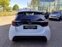 Toyota Yaris 1.5 Hybrid 115 DYNAMIC STOEL/STUURVERW BLIND SPOT PARK-SENSOREN NAVI 16'' LM-VELGEN KEYLESS CAMERA APPLE/ANDROID AD-CRUISE CLIMA LED