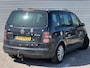 Volkswagen Touran 2.0-16V FSI Highline | Nieuw Binnen! | inruilkoopje | Zo Mee