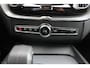 Volvo XC60 T6 Plug-in hybrid 350PK Automaat AWD Plus Dark Panoramisch schuif-kanteldak / Google infotainment / Lederen bekleding / 360graden camera / Apple Carplay