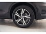 Volvo XC40 T2 Momentum Core Aut. [ LED Navi PDC ]