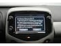 Toyota Aygo 1.0 VVT-i X-Play - RIJKLAARPRIJS - All Seasonbanden - Achteruitrijcamera - Apple Carplay - Android Auto - Lichtmetalen velgen