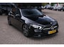 Mercedes-Benz A-klasse 180 Business Solution AMG Widescreen / Ambient LED / Camera / 360 / Stoelverwarming