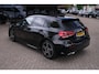 Mercedes-Benz A-klasse 180 Business Solution AMG Widescreen / Ambient LED / Camera / 360 / Stoelverwarming