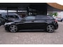Mercedes-Benz A-klasse 180 Business Solution AMG Widescreen / Ambient LED / Camera / 360 / Stoelverwarming