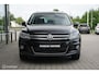 Volkswagen Tiguan 1.4 TSI Sport&Style | Vol lederen interieur | Nieuwe distributieketting | Trekhaak | schermen in. hoofdsteunen | lage km | Getint glas | Cruise | Climate