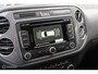 Volkswagen Tiguan 1.4 TSI Sport&Style | Vol lederen interieur | Nieuwe distributieketting | Trekhaak | schermen in. hoofdsteunen | lage km | Getint glas | Cruise | Climate