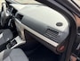 Opel Astra 1.8 Temptation airco navi cruise control 5drs