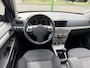 Opel Astra 1.8 Temptation airco navi cruise control 5drs