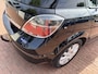 Opel Astra 1.8 Temptation airco navi cruise control 5drs