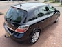 Opel Astra 1.8 Temptation airco navi cruise control 5drs