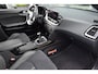 Kia Xceed 1.0 T-GDi Black Edition | Schuif-Kanteldak | Stoel & Stuurverwarming | JBL Audio | Elektrische Achterklep |