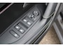 Peugeot e-2008 EV GT 54 kWh | Fase 3 laden | Navigatie | Camera | Apple carplay | Adaptieve cruise control | Automaat |