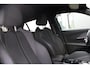Peugeot e-2008 EV GT 54 kWh | Fase 3 laden | Navigatie | Camera | Apple carplay | Adaptieve cruise control | Automaat |