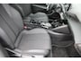 Peugeot e-2008 EV GT 54 kWh | Fase 3 laden | Navigatie | Camera | Apple carplay | Adaptieve cruise control | Automaat |
