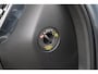 Volvo XC60 T6 Recharge AWD Plus Dark | Longe Range | Stoelverwarming | Trekhaak | Parkeercamera | BLIS | Pilot Assist | Glossy Black | Keyless
