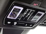 Volkswagen T-Roc 1.5 eTsi R-Line First Edition 150 PK Automaat | Demo | Black Style | Trekhaak | Panoramadak | Harman Kardon geluidssysteem | 360 Camera | Navigatie | Apple Carplay | Keyless access | Achterklep elektrisch | Stoelverwarming | IQ Lights | 20" Velgen in zwart | Adaptief onderstel | Android Auto | Dodehoeksensoren | Parkeersensoren |