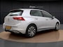 Volkswagen Golf 1.4 eHybrid Style | Stuur-/Stoelverwarming | Elek. Stoel | Parkeerhulp | Carplay | 16'' |