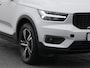Volvo XC40 1.5 T3 R-Design | PANO | 360° | H&K | KEYLESS | STOEL- EN STUURVERW.