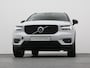 Volvo XC40 1.5 T3 R-Design | PANO | 360° | H&K | KEYLESS | STOEL- EN STUURVERW.