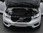 Volvo XC40 1.5 T3 R-Design | PANO | 360° | H&K | KEYLESS | STOEL- EN STUURVERW.
