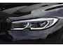 BMW 3-Serie Touring 320e Business Edition Plus | Leder | Laserlight |
