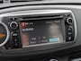 Toyota Yaris 1.0 VVT-i Aspiration | Lage km-stand! | Dealer OH | Trekhaak | Airco | Camera | Bluetooth