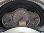Toyota Yaris 1.0 VVT-i Aspiration | Lage km-stand! | Dealer OH | Trekhaak | Airco | Camera | Bluetooth