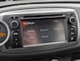 Toyota Yaris 1.0 VVT-i Aspiration | Lage km-stand! | Dealer OH | Trekhaak | Airco | Camera | Bluetooth