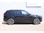 Volvo XC90 T8 Plug-in hybrid AWD Ultra Dark | Luchtvering | Panoramadak | Trekhaak | Verwarmbare voorstoelen met massagefunctie en ventilatie | 360 graden camera | Keyless | Premium audio by Bowers &Wilkins | Head-up display