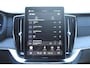 Volvo XC90 T8 Plug-in hybrid AWD Ultra Dark | Luchtvering | Panoramadak | Trekhaak | Verwarmbare voorstoelen met massagefunctie en ventilatie | 360 graden camera | Keyless | Premium audio by Bowers &Wilkins | Head-up display