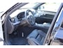 Volvo XC90 T8 Plug-in hybrid AWD Ultra Dark | Luchtvering | Panoramadak | Trekhaak | Verwarmbare voorstoelen met massagefunctie en ventilatie | 360 graden camera | Keyless | Premium audio by Bowers &Wilkins | Head-up display