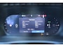 Volvo XC90 T8 Plug-in hybrid AWD Ultra Dark | Luchtvering | Panoramadak | Trekhaak | Verwarmbare voorstoelen met massagefunctie en ventilatie | 360 graden camera | Keyless | Premium audio by Bowers &Wilkins | Head-up display