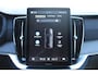 Volvo XC90 T8 Plug-in hybrid AWD Ultra Dark | Luchtvering | Panoramadak | Trekhaak | Verwarmbare voorstoelen met massagefunctie en ventilatie | 360 graden camera | Keyless | Premium audio by Bowers &Wilkins | Head-up display