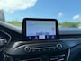 Ford Focus Wagon 1.0 EcoBoost Vignale Automaat / Panoramadak / Leder / Camera / Navi / Stuur-/Stoelverwarming / 17" Velgen / LED /